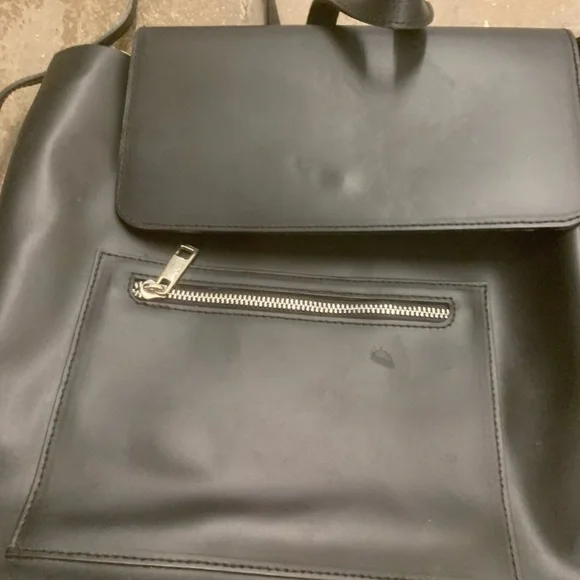 Simons Black Leather Backpack - Picture 2 of 6